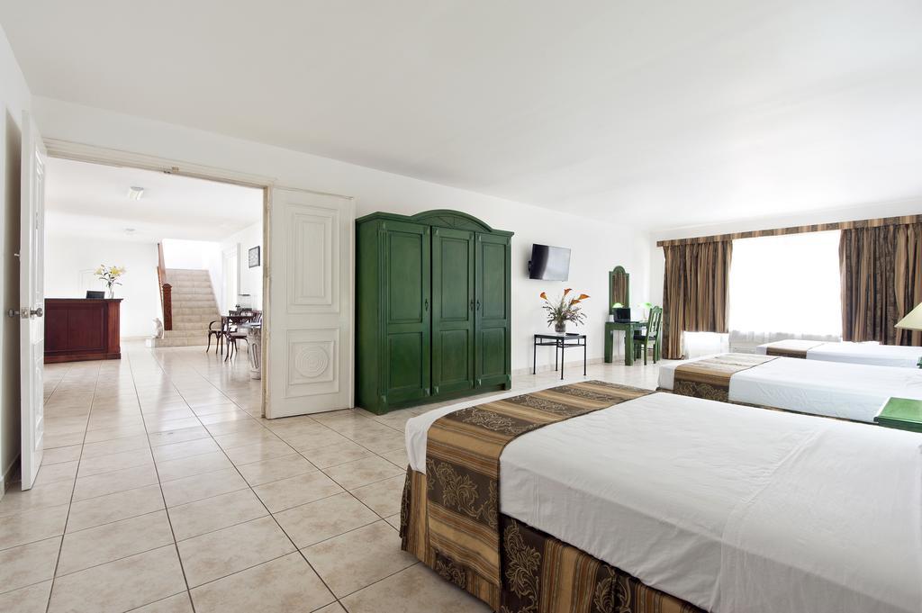 Hotel Casa Real マナグア エクステリア 写真