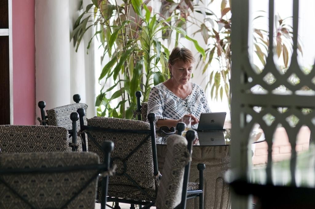 Hotel Casa Real マナグア エクステリア 写真