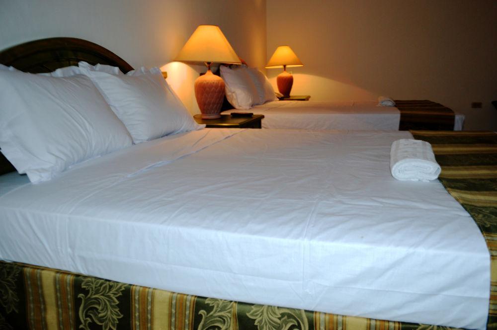 Hotel Casa Real マナグア エクステリア 写真